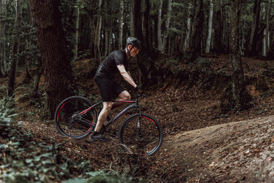 Licorne Bike Diamond Premium Mountainbike Aluminium, Fahrrad für Jungen, Mädchen, Herren und Damen - 21 Gang-Schaltung - Scheibenbremse Herrenrad – einstellbare Vordergabel (27.5, Schwarz-Lime)