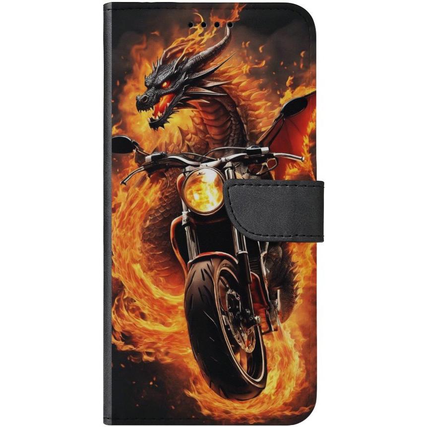 iPhone 15 Handyhülle aus Kunstleder mit Lasche Motiv 33 Feuerdrache auf Motorrad - personalisierbar